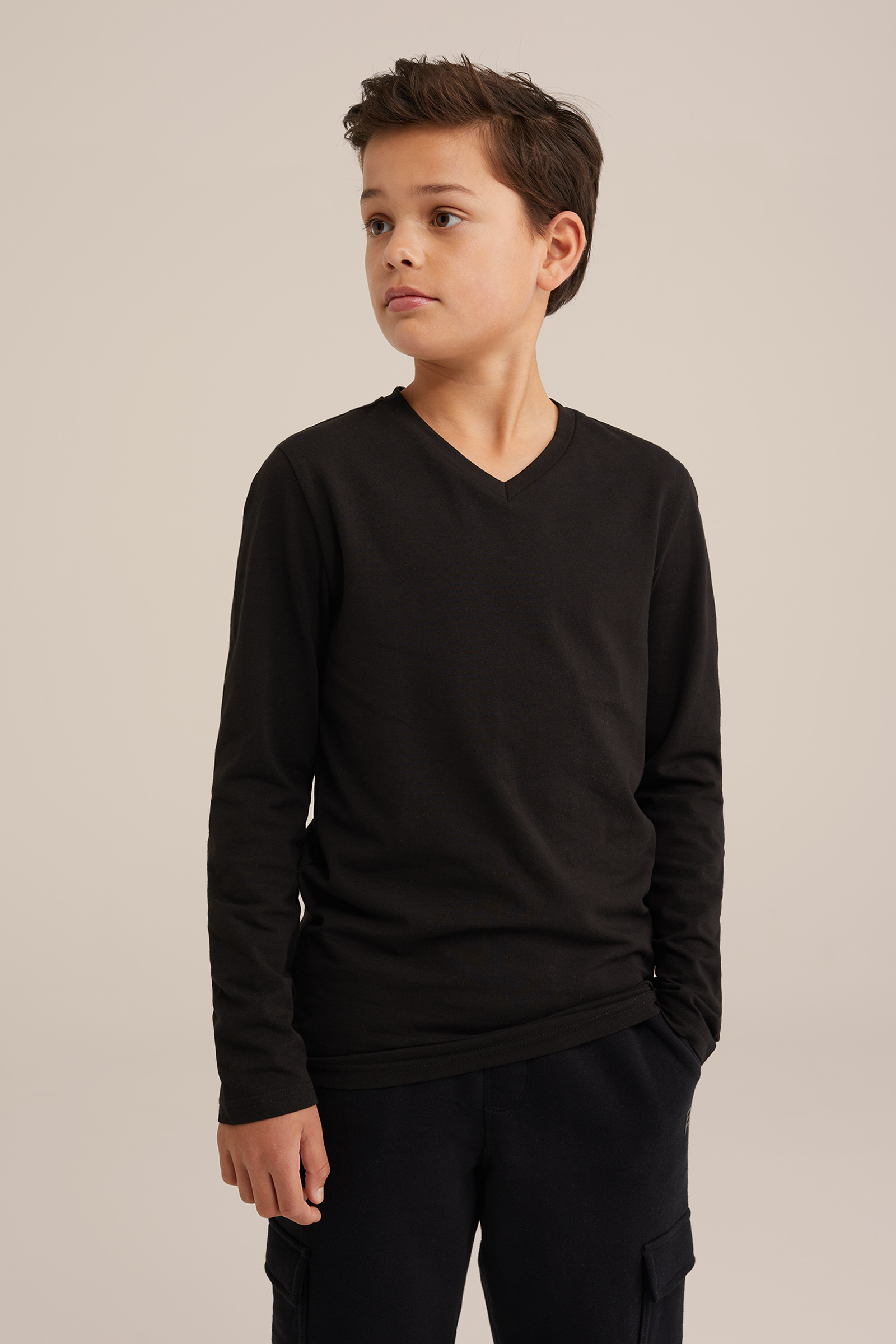 Jongens basic T-shirt met V-hals WE Fashion Zwart
