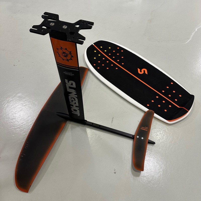 Foil Dock Start Slingshot (planche+ Foil Fpump V1 1724cm2) - The Corner Shop