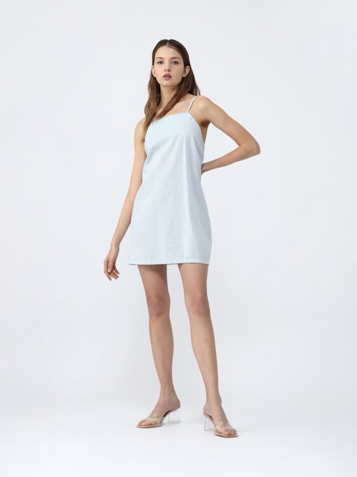 Vestido jeans leve - Azul claro