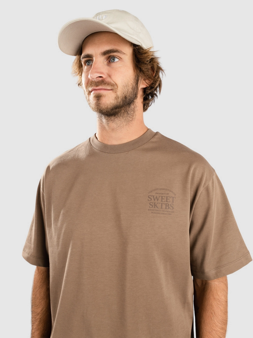 SWEET SKTBS Loose Certified T-Shirt brown