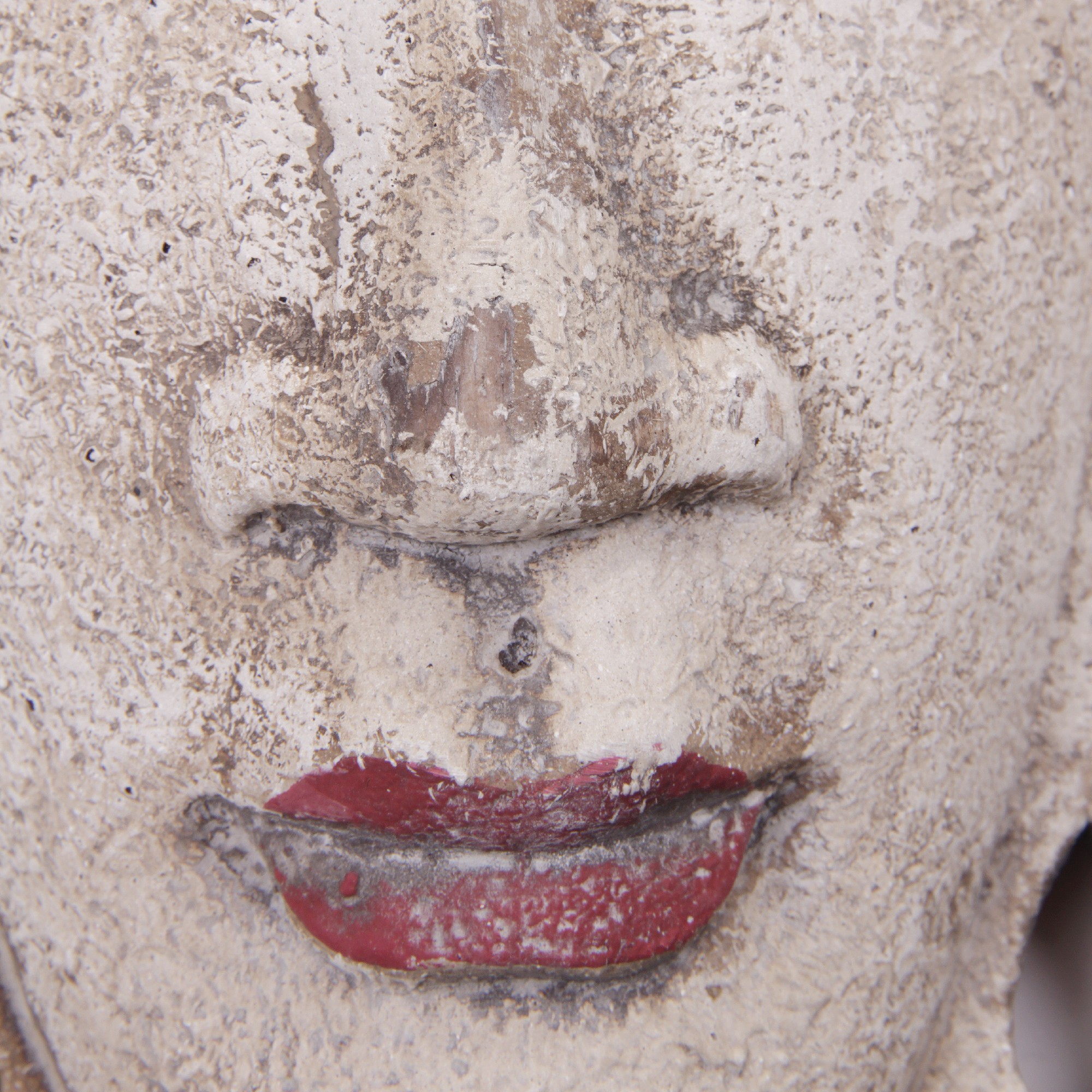 Buddha-Maske, weiß gekälkt, H 61 cm, B 16 cm,  T 7 cm von fischer's lagerhaus