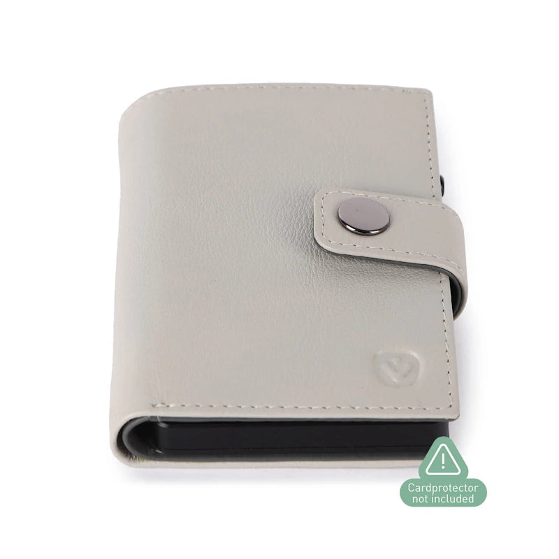 Valenta Card Wallet Leather MagSafe Luxe Off White