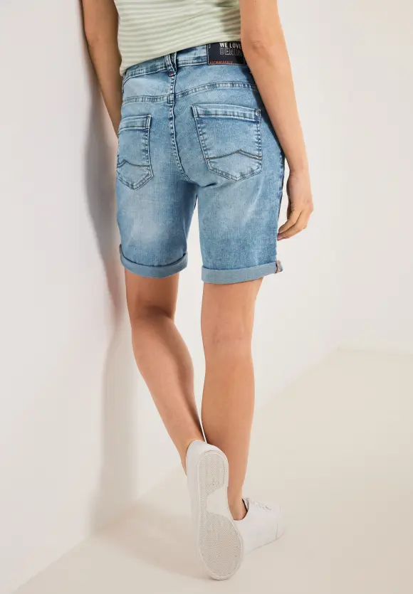 Loose Fit Jeansshorts - light blue washed