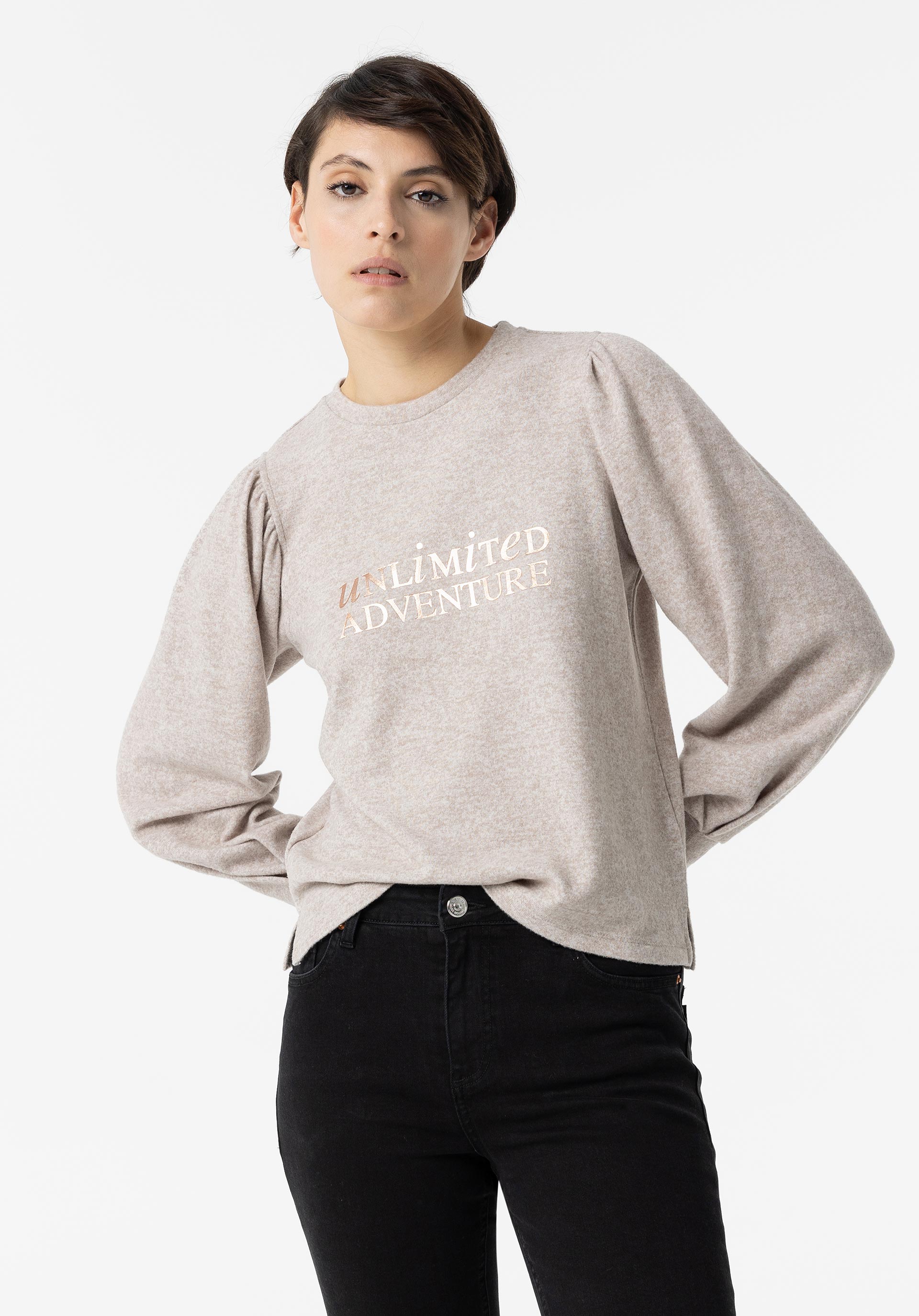 T-shirt Toque Suave com Texto Frontal