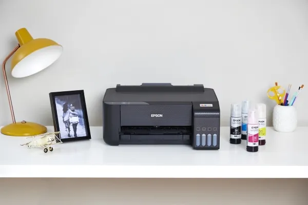 Epson L1210 - Printer - farve - blækprinter - A4/Legal - 5760 x 1440 dpi - op til 10 spm (mono) / op til 5 spm (farve) - kapacitet: 100 ark - USB - sort