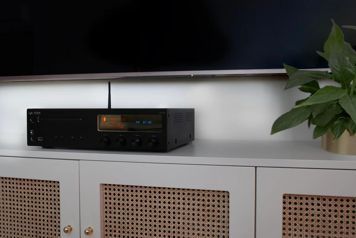 Taga Harmony HTR-1500CD Noir Amplis hi-fi stéréo