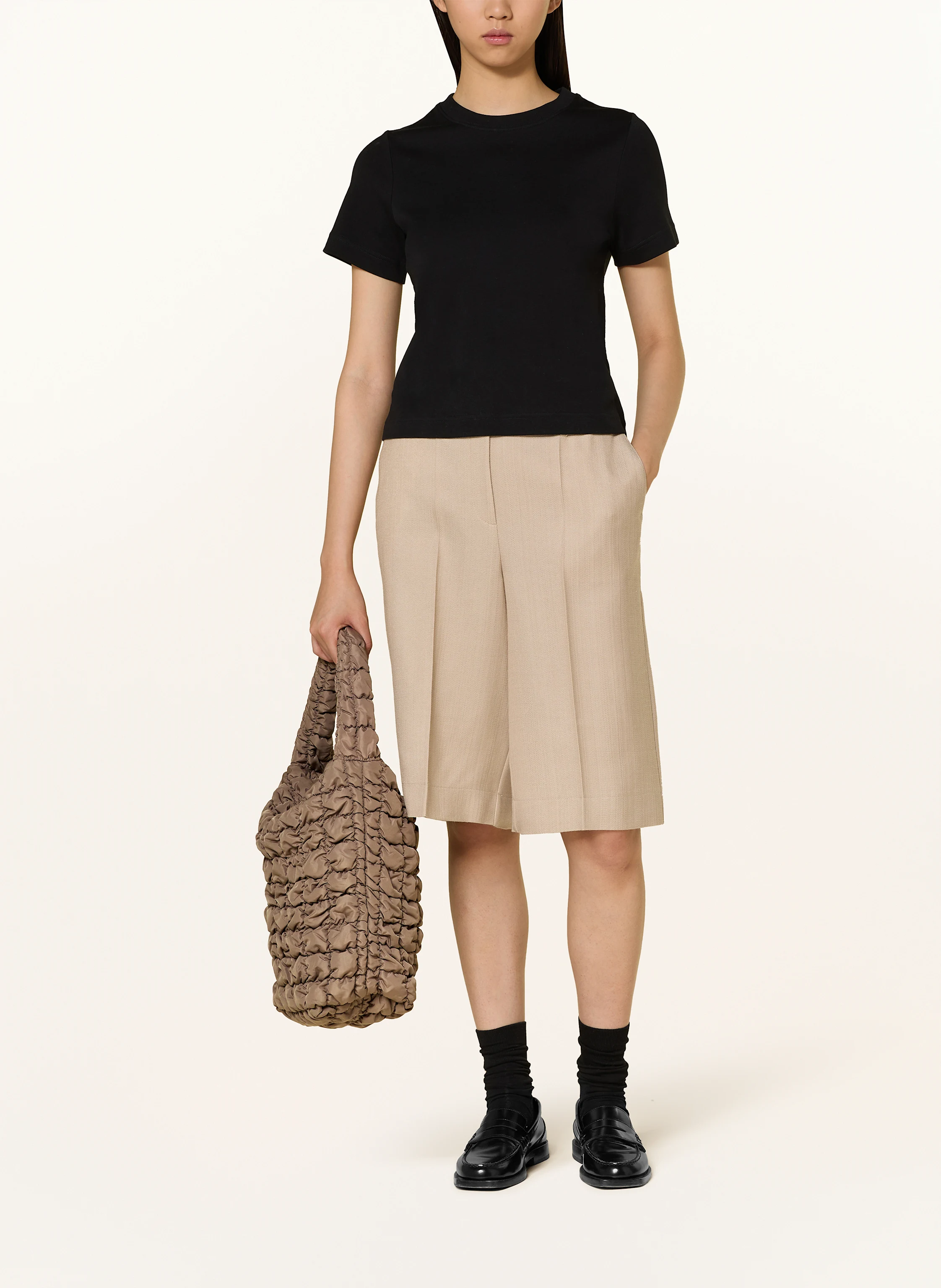 COS Shopper