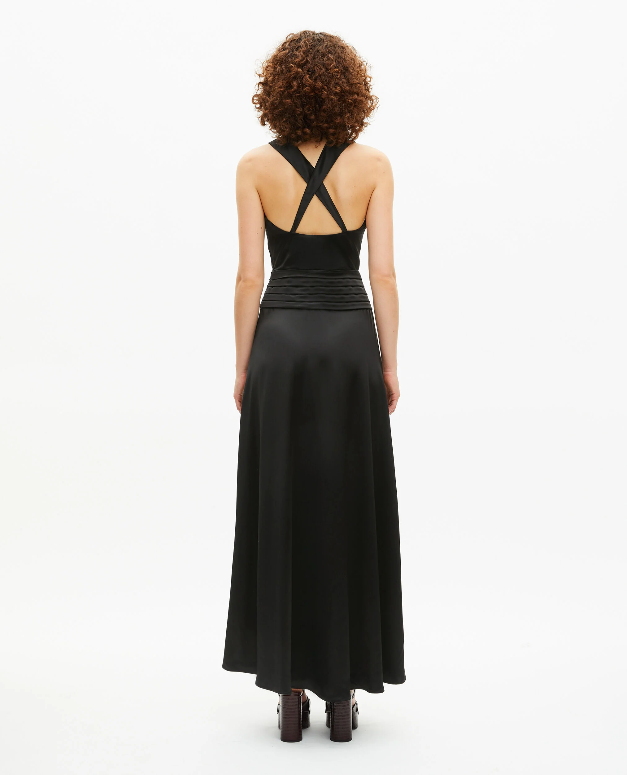 Robe longue sans manches noire