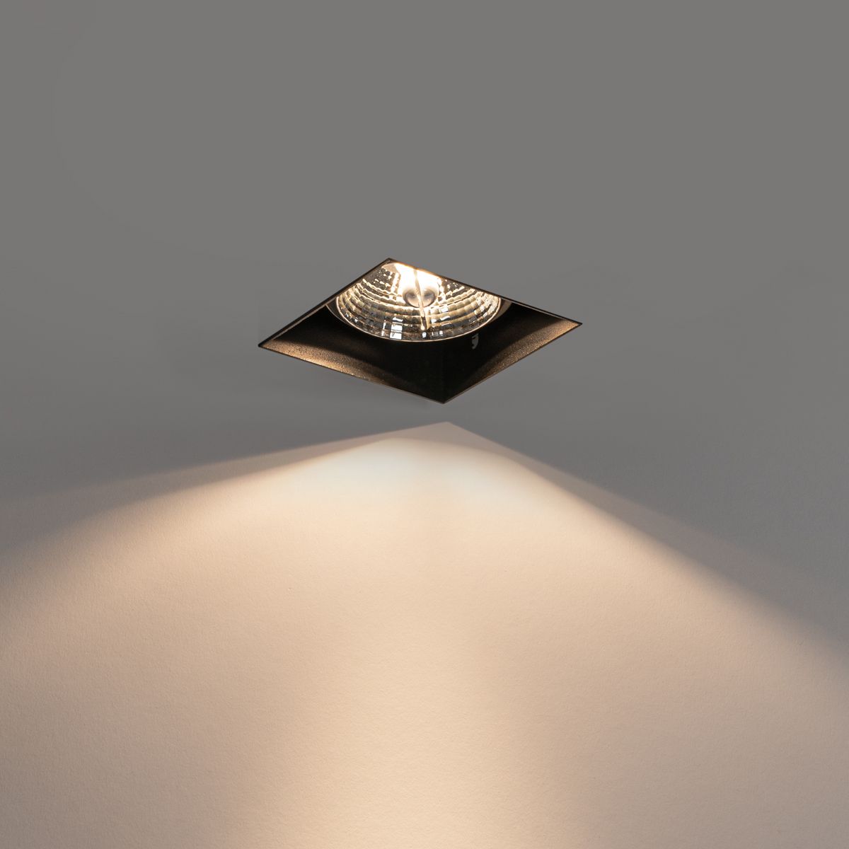 Moderne inbouwspot zwart GU10 AR70 trimless - Oneon