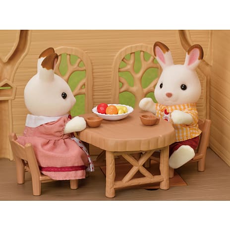 Sylvanian Families huset ved søen