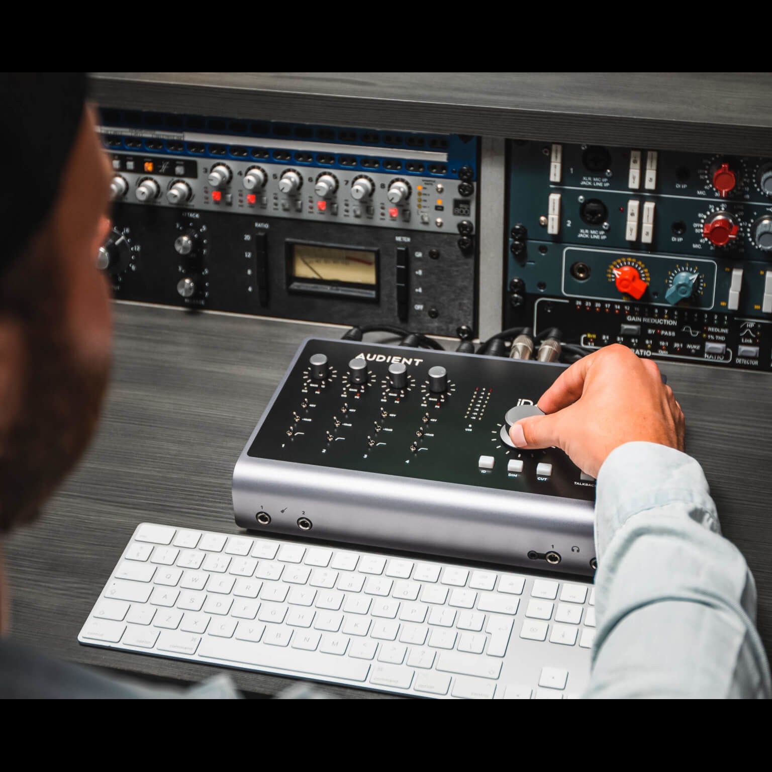 Audient iD44 mkII USB-C audio interface