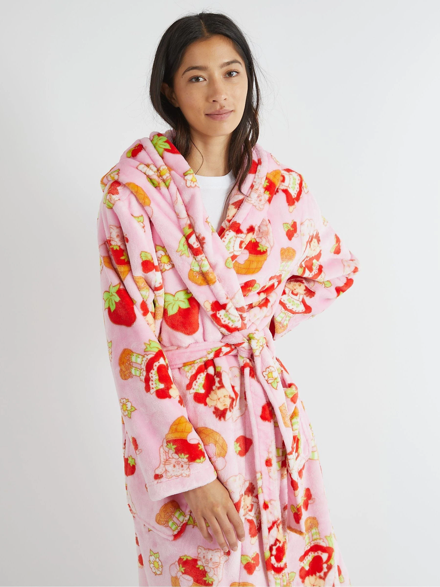 Skinnydip Strawberry Shortcake x Skinnydip Pink Dressing Robe