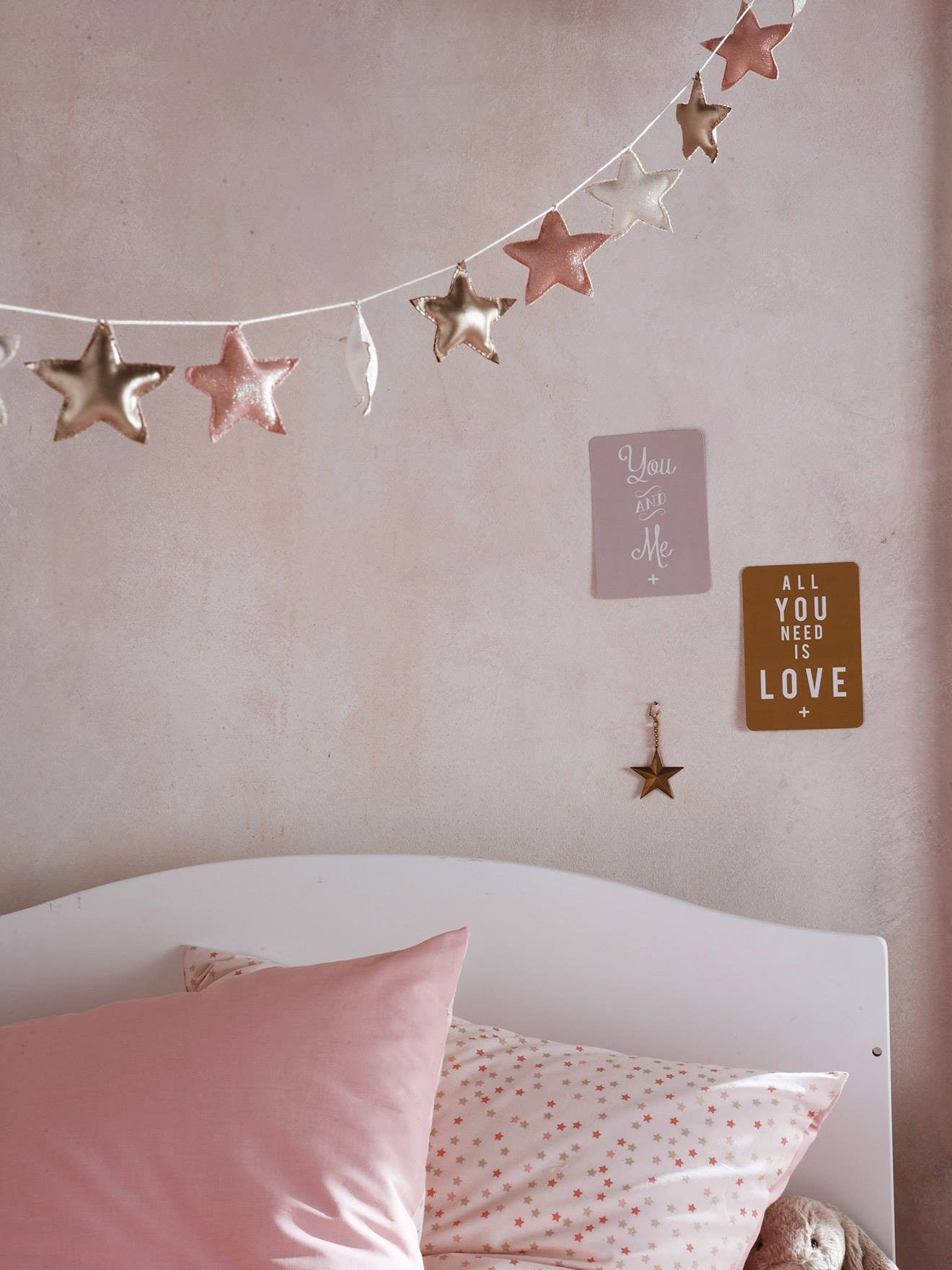 Guirlanda de estrelas rosa