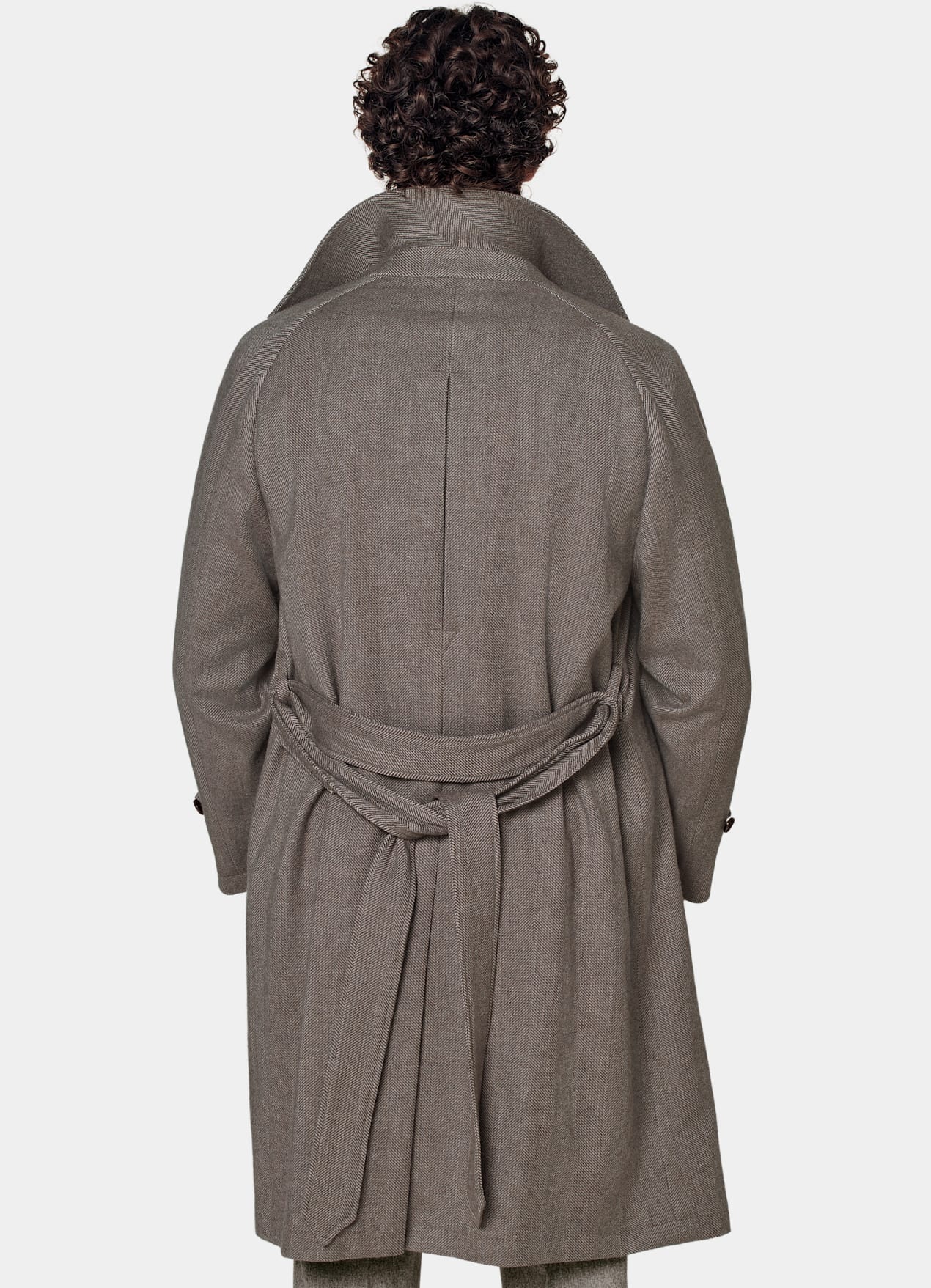 Manteau long ceinturé taupe à chevrons