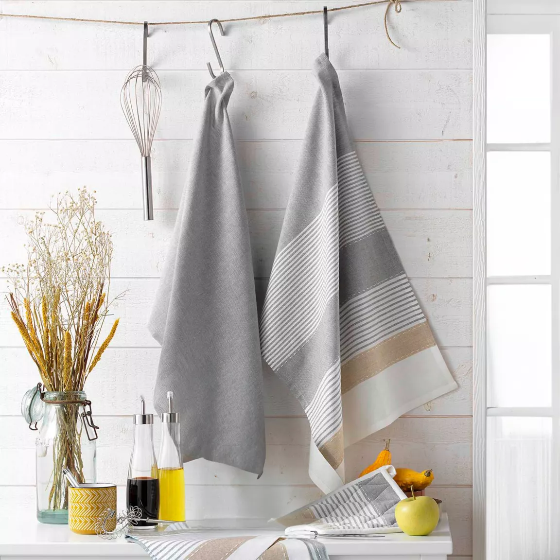 Lot de 3 serviettes coton tissé (40 x 40 cm) Iliabe Blanches