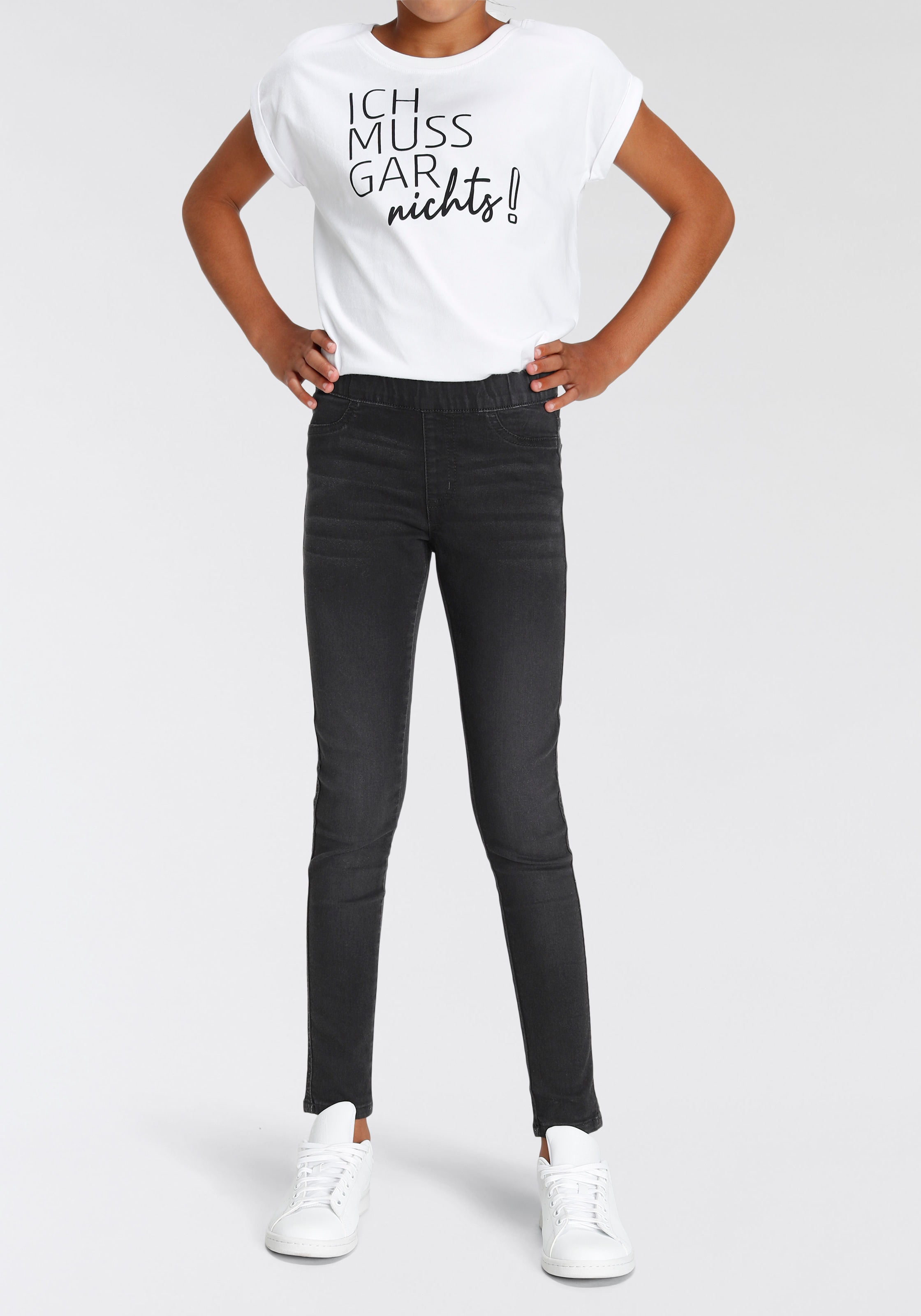 KIDSWORLD Jeansjeggings », Stetch-Jeans mit schmalem Bein«, schmale Passform,  abgesteppter Beinabschluss,  niedrige Leibhöhe