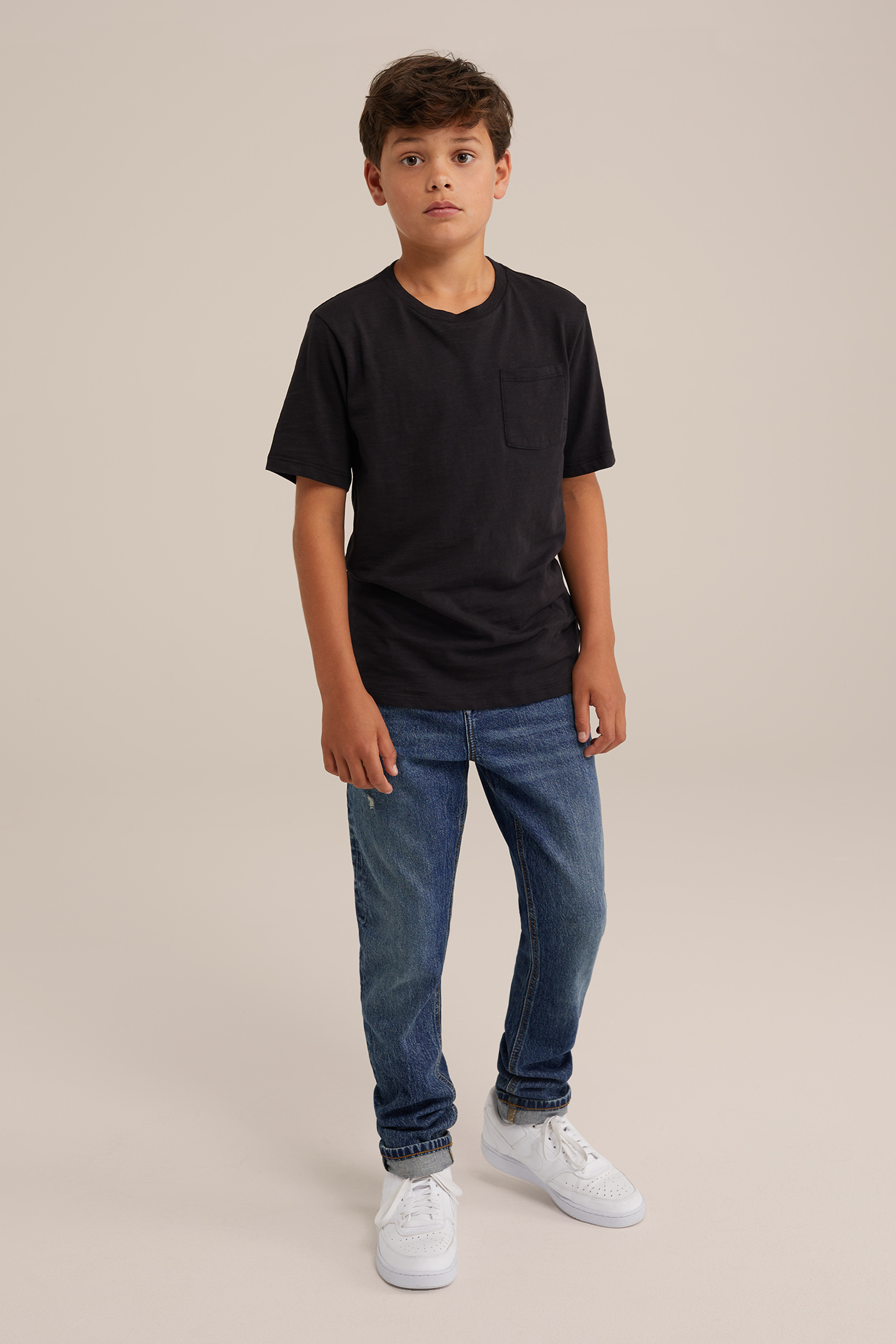 Jongens T-shirt met borstzak WE Fashion Zwart