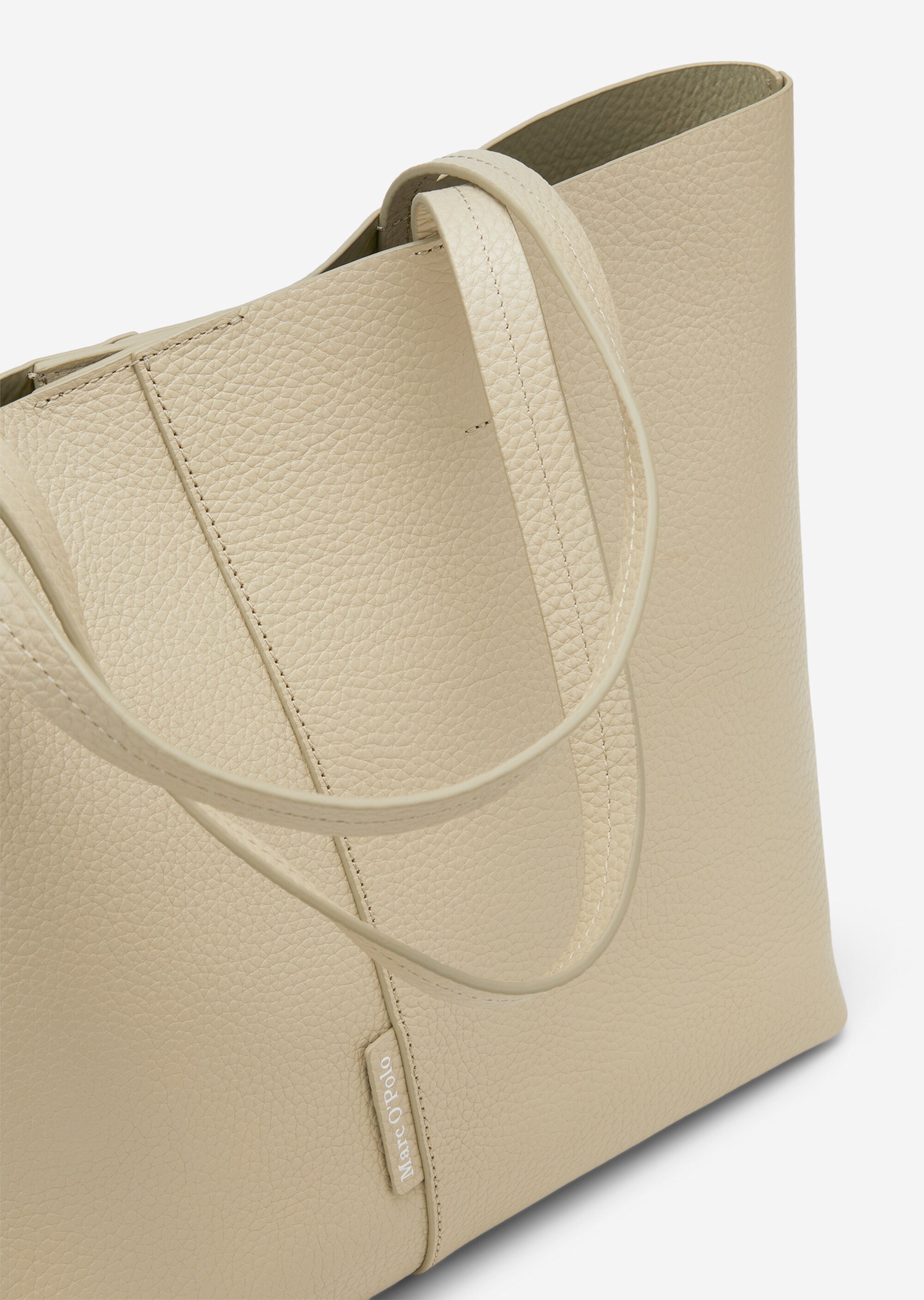 Shopper aus genarbtem Rindleder