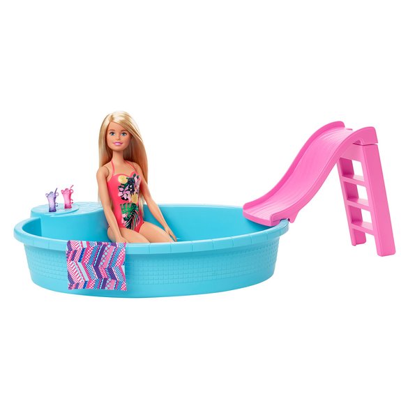 Barbie et sa piscine