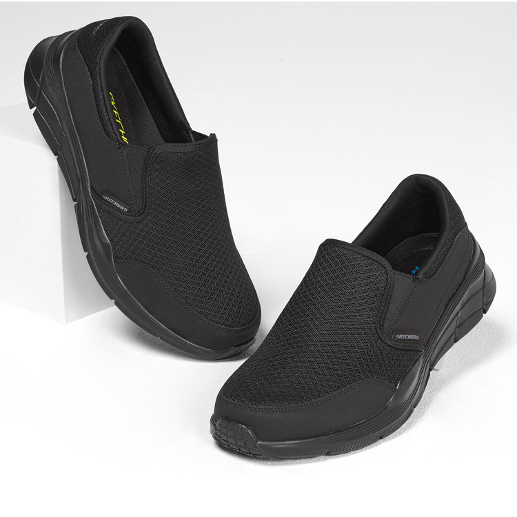 Skechers Persisting | NOIR