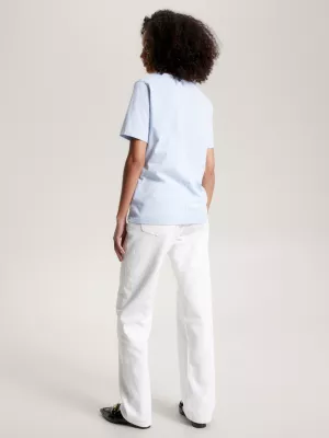 Camiseta moderna com decote em V