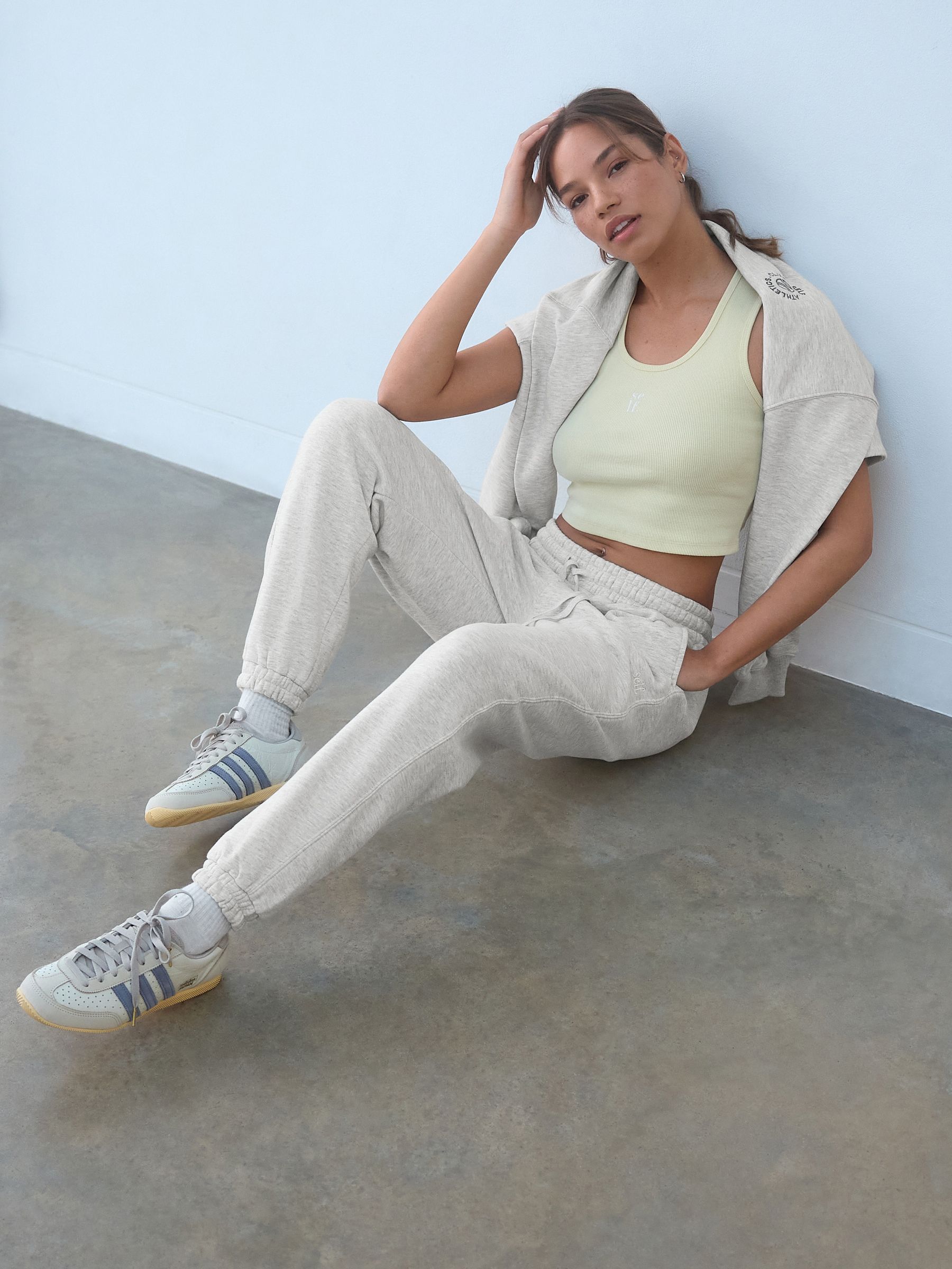 Grijs - Self. joggingbroek met boorden