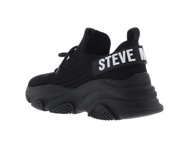 Steve Madden Protege e Sneakers.
