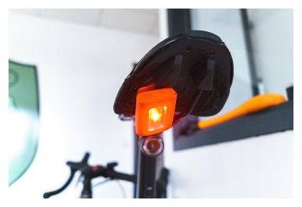 CLIP LIGHT Lampe magnetique rechargeable
