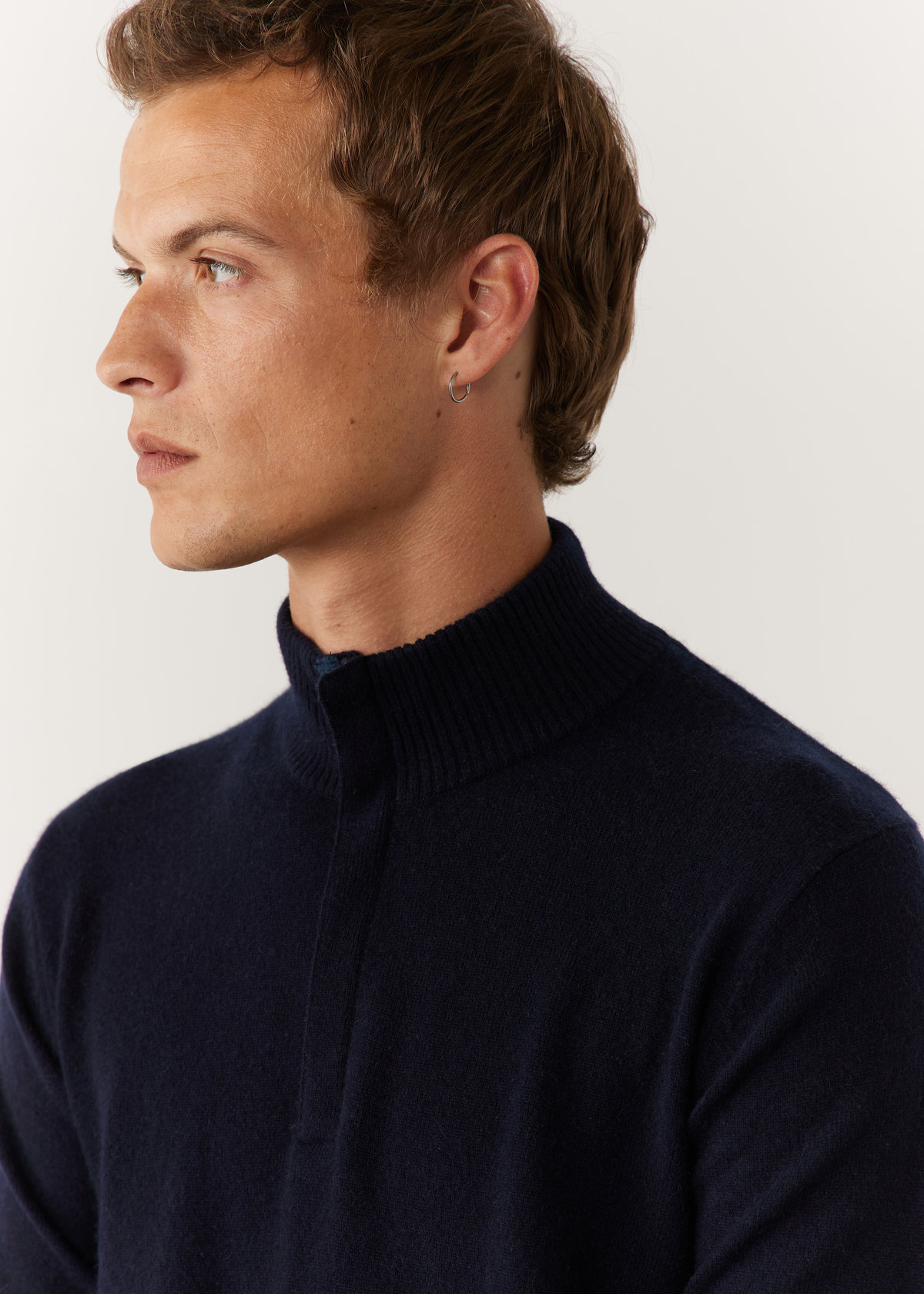 Pull col zippé en cachemire uni bleu marine
