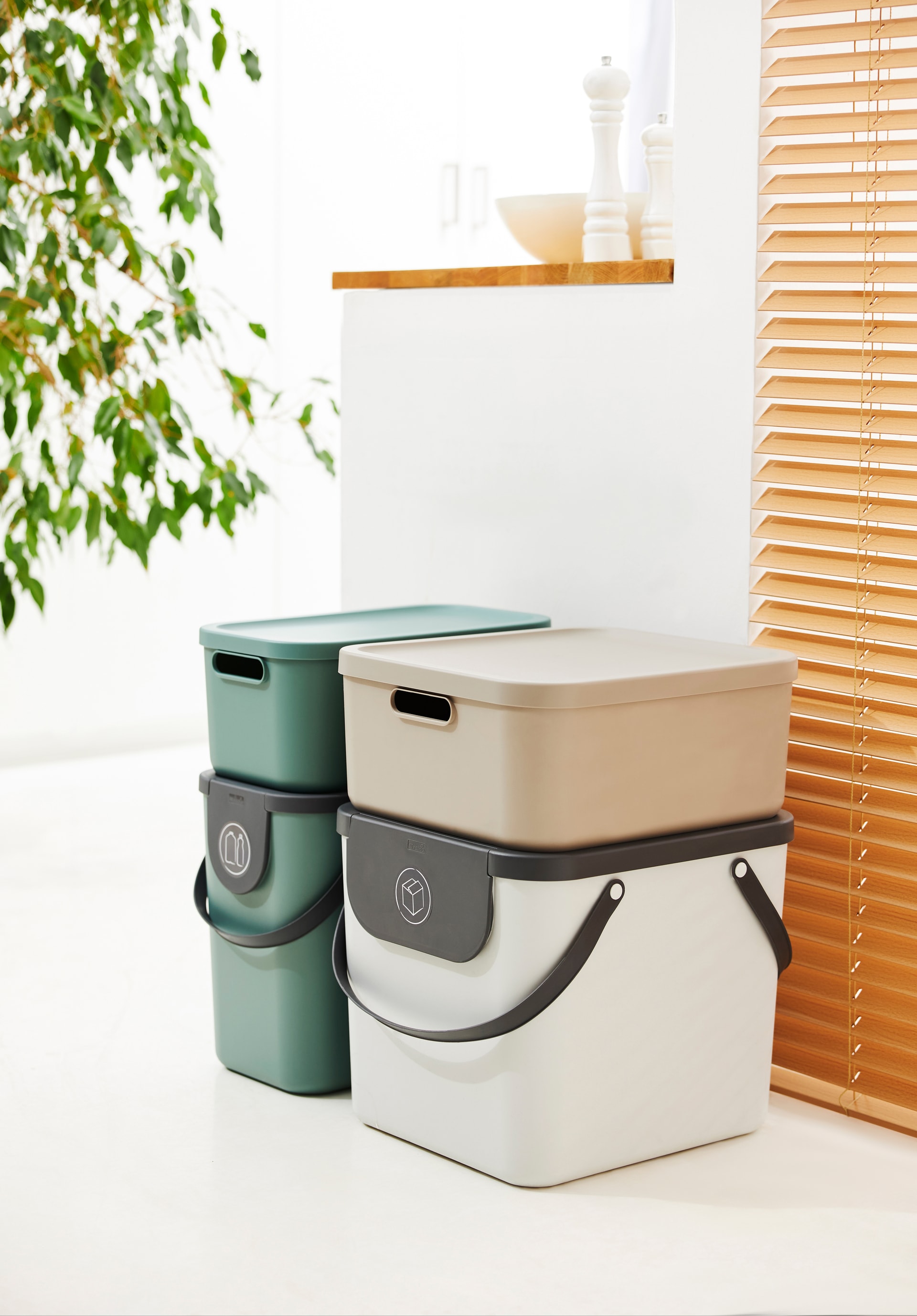 rotho Recycling-Mülleimer ALBULA 40 Liter Mistletoe White