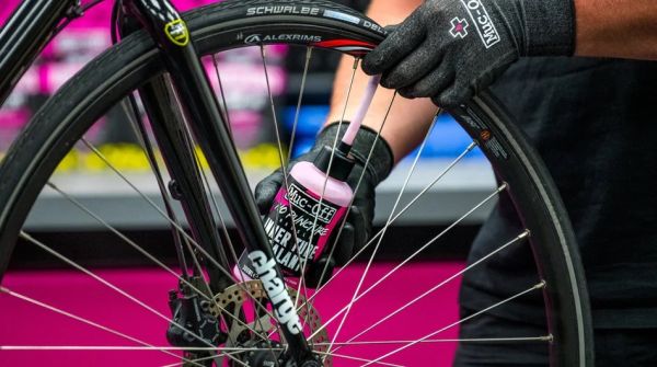 Muc-Off No Puncture Hassle Inner Tube Sealant, 300ml