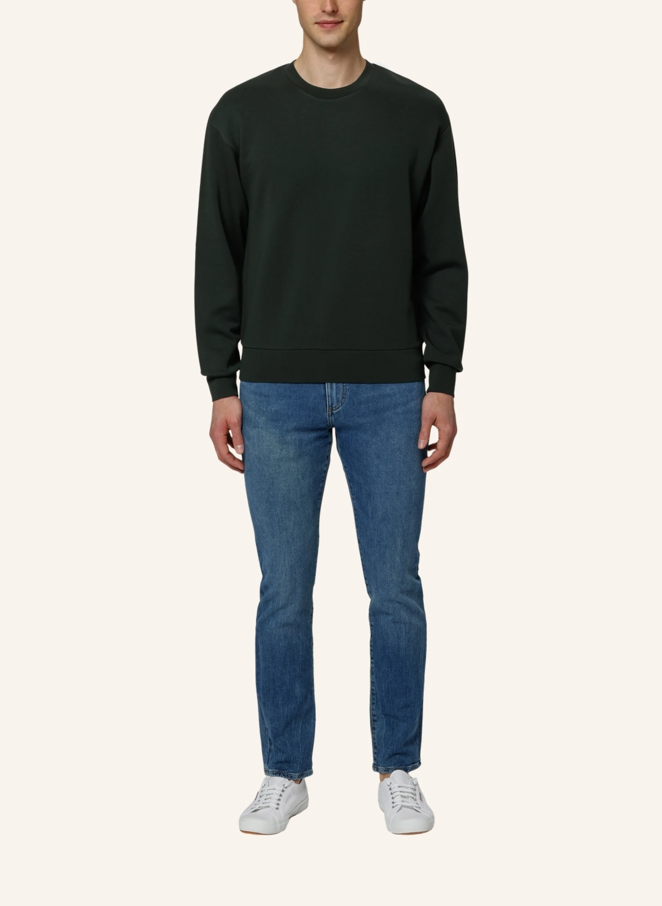 TRUSTED HANDWORK Oversized 1/1-Sleeve Sweatshirt w.Dropped Shoulder