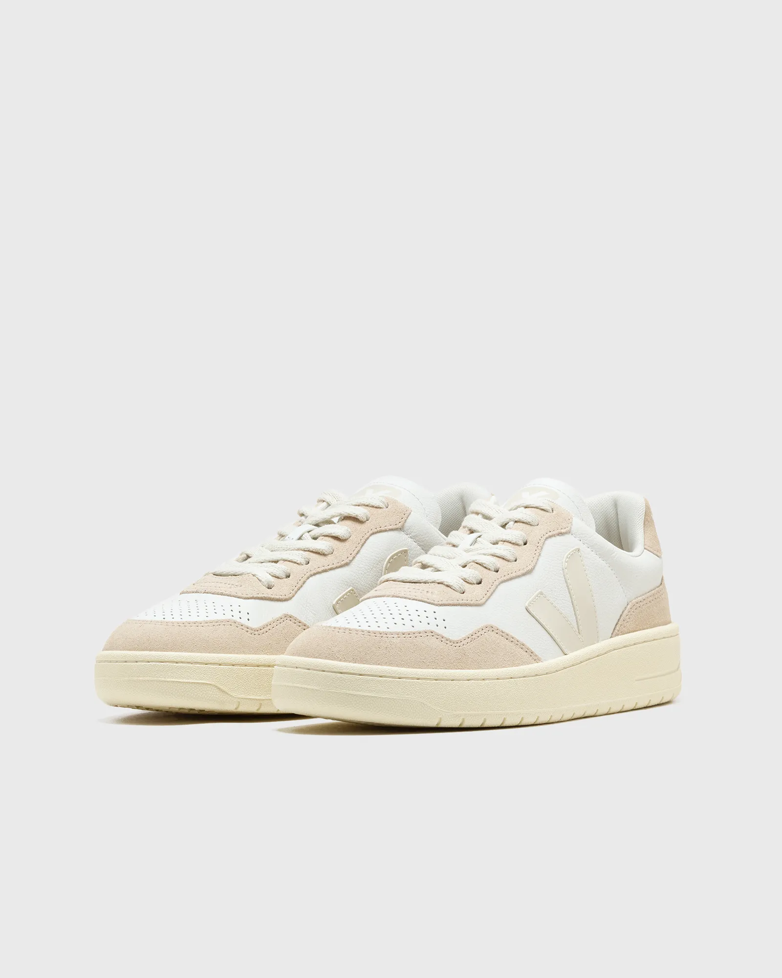 Veja V-90 O.T. LEATH