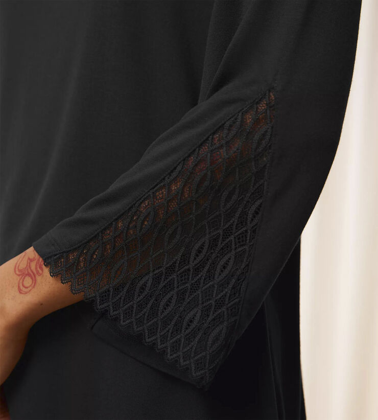 Triumph Aura Spotlight Top Black
