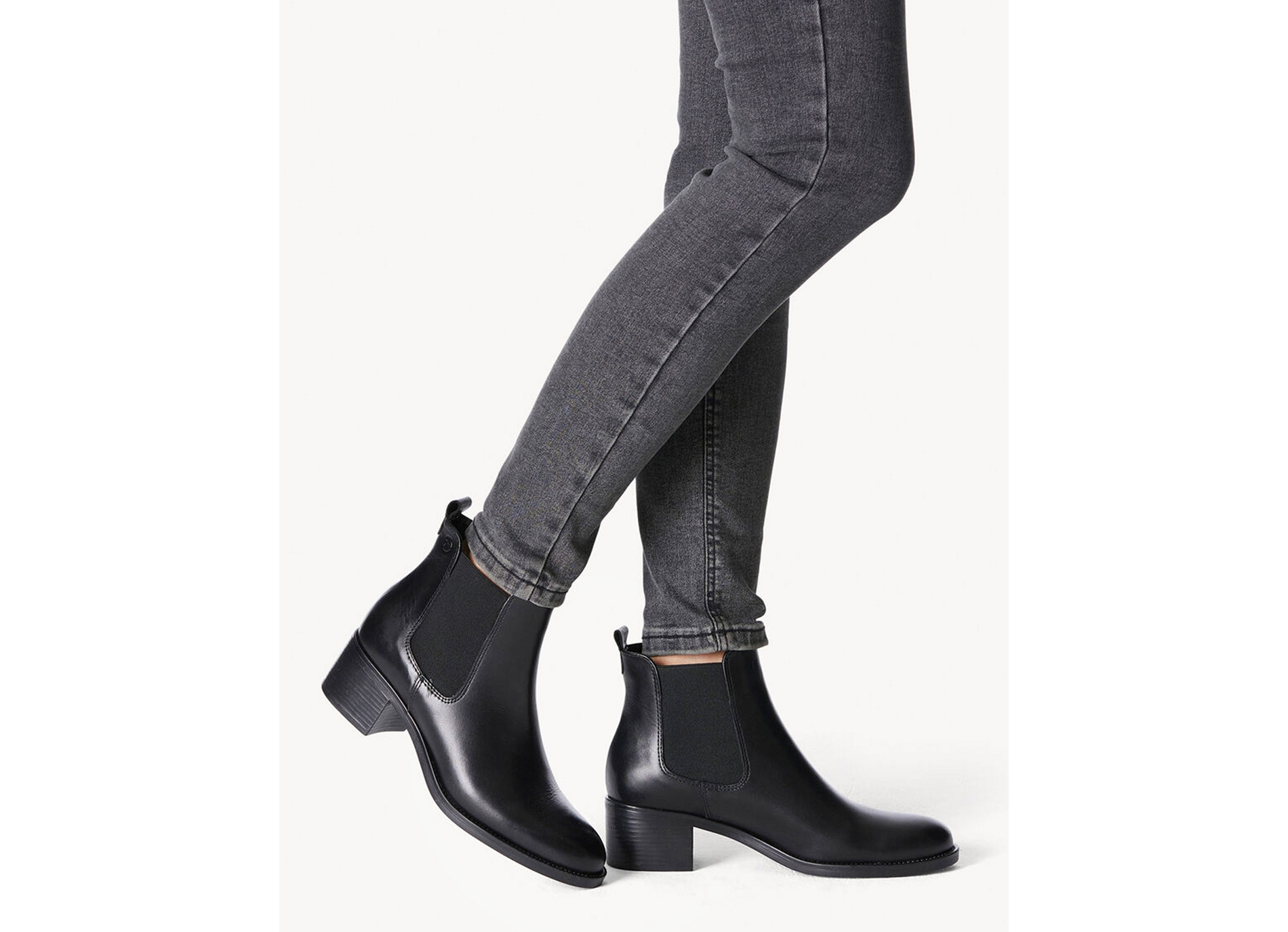 25026 noir