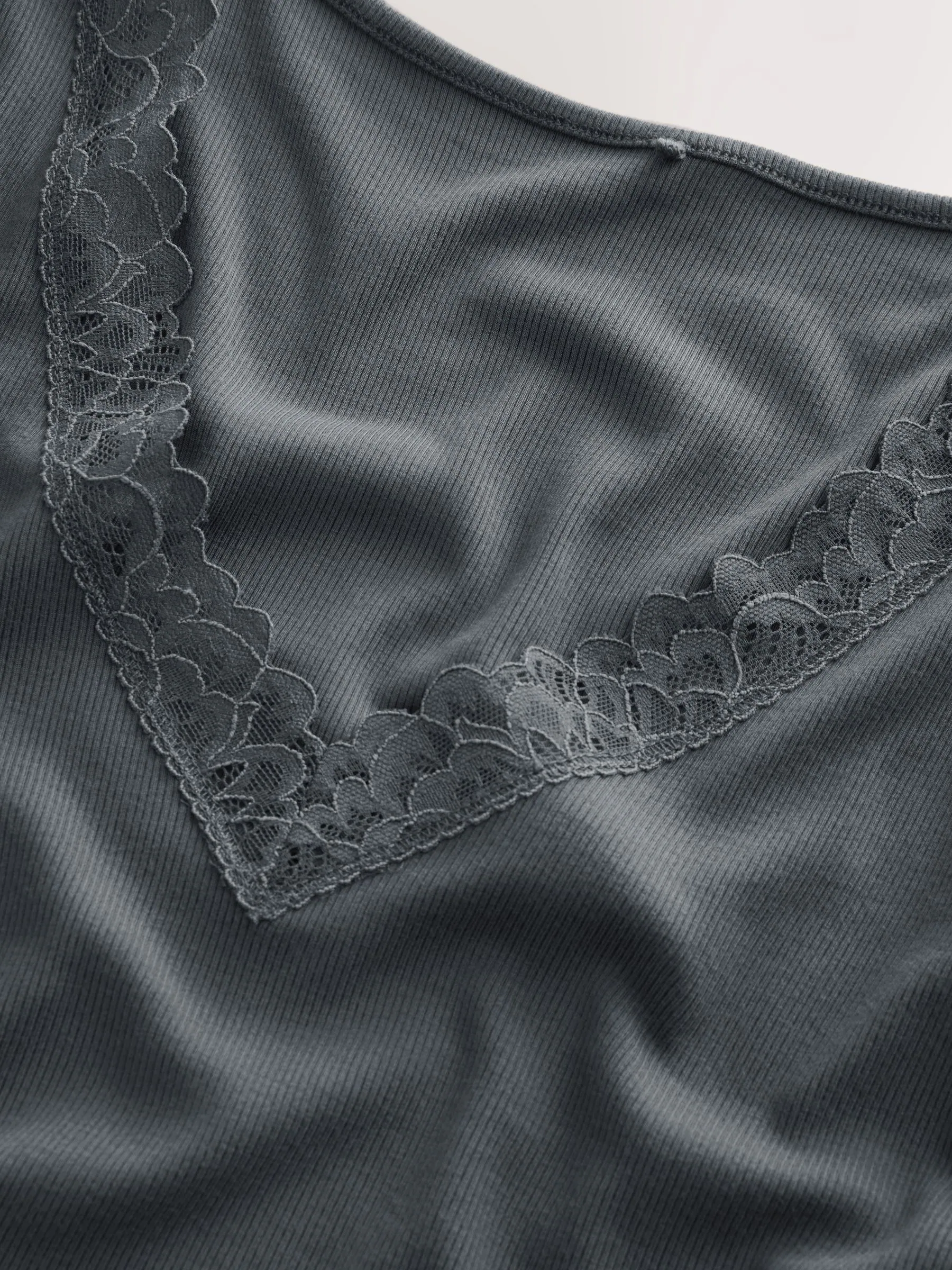 Antraciet - Thermische Base Layer Bodysuit met kanten afwerking