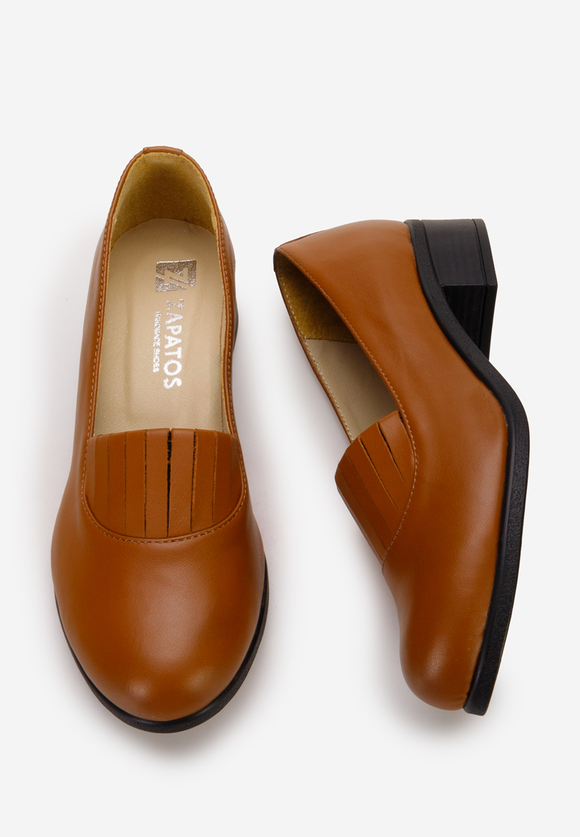 Chaussures à petit talon bruns Lofty