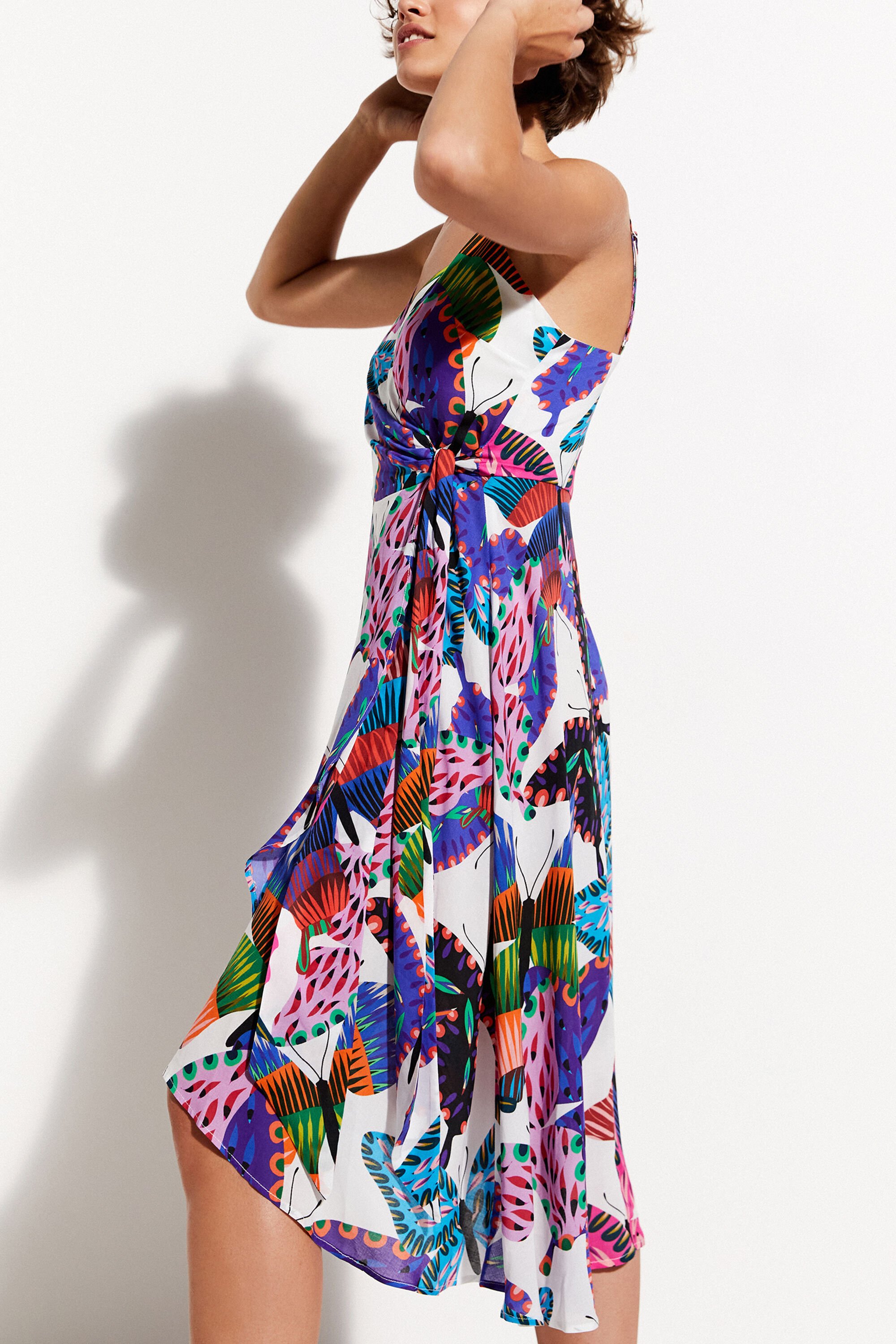 Robe de plage papillons