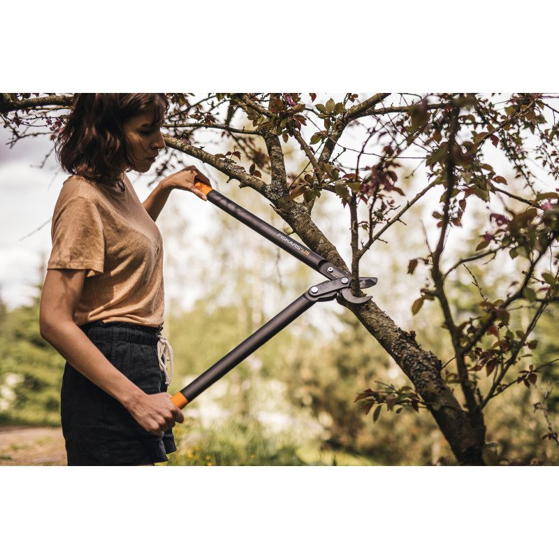 Coupe branche à crémaillère ultra léger Fiskars L78