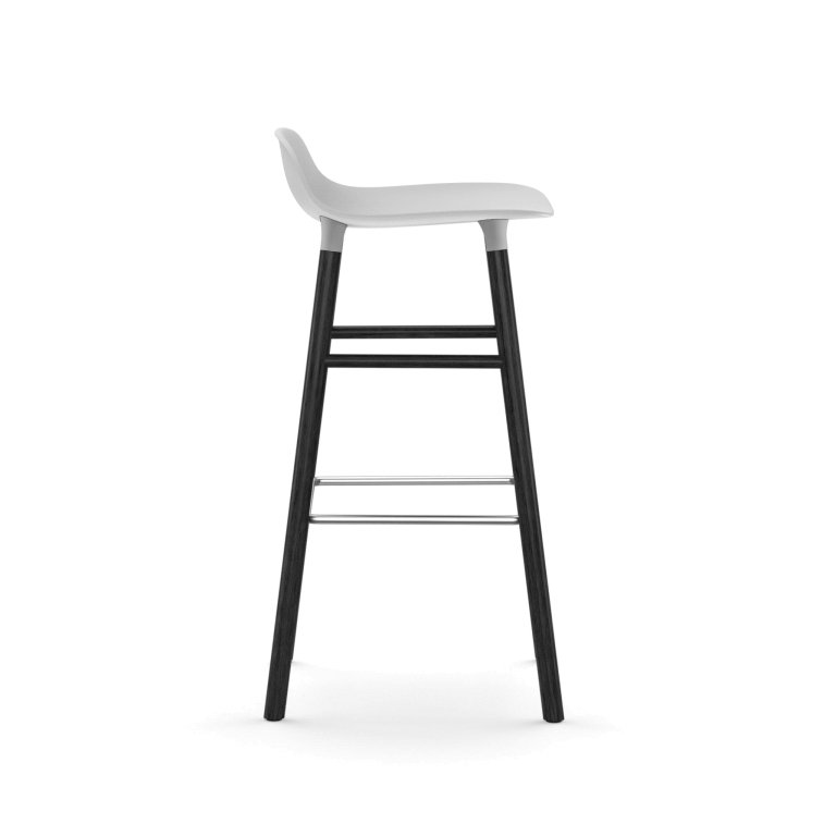 Normann Copenhagen Form Barstool barkruk 75cm met zwart onderstel zwart