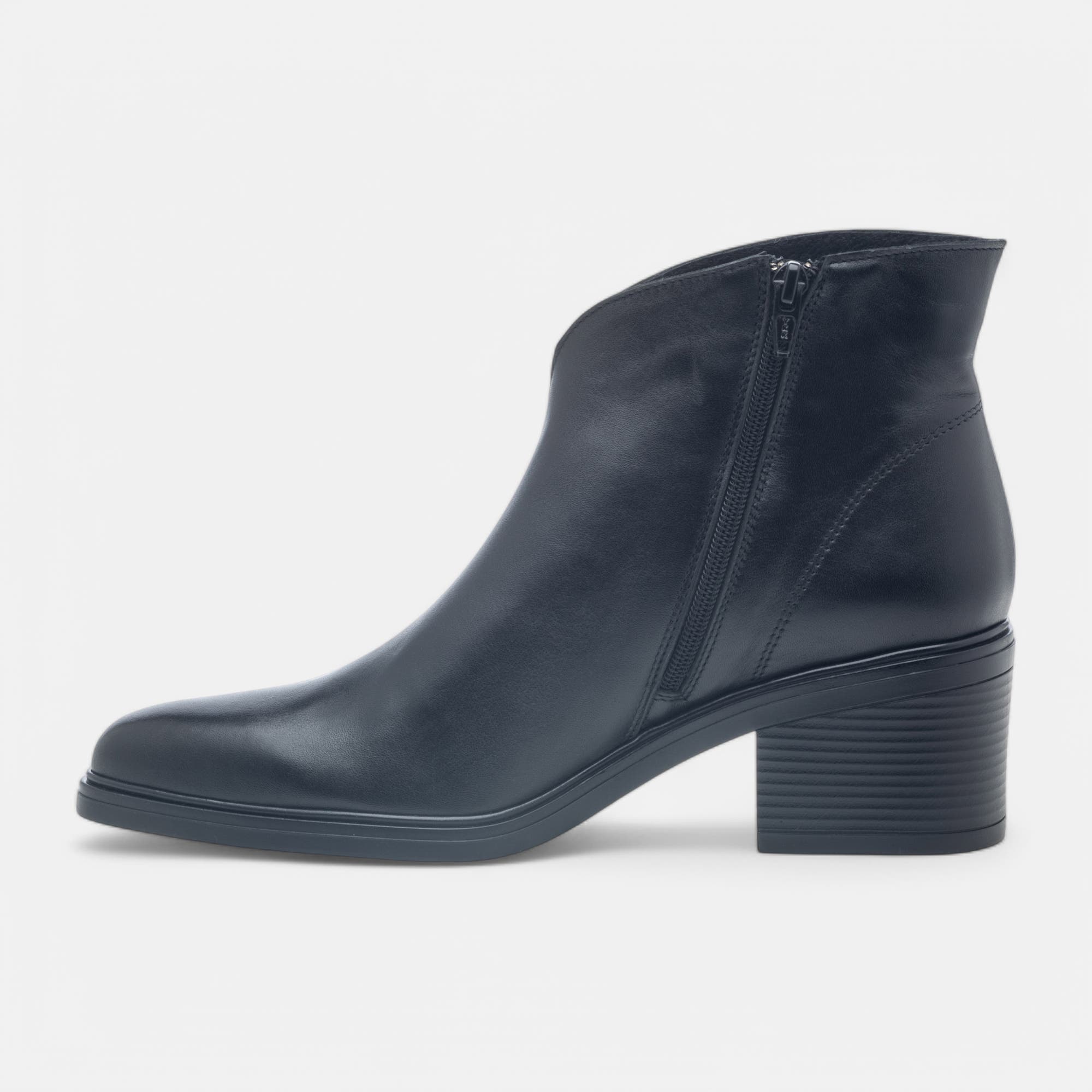 Bottines à talon Femme en cuir noir