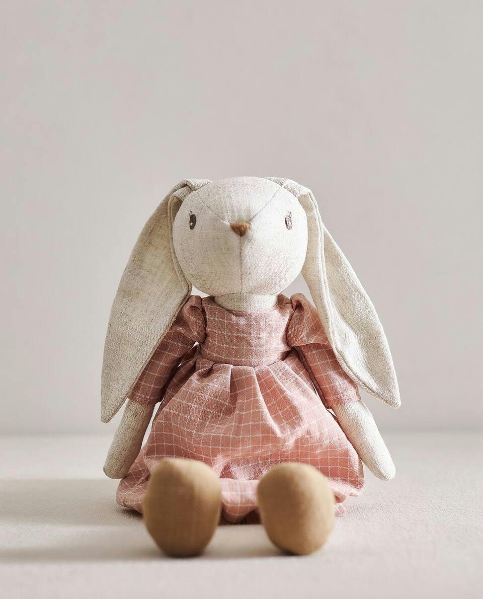 COELHINHO DE PELÚCIA INFANTIL