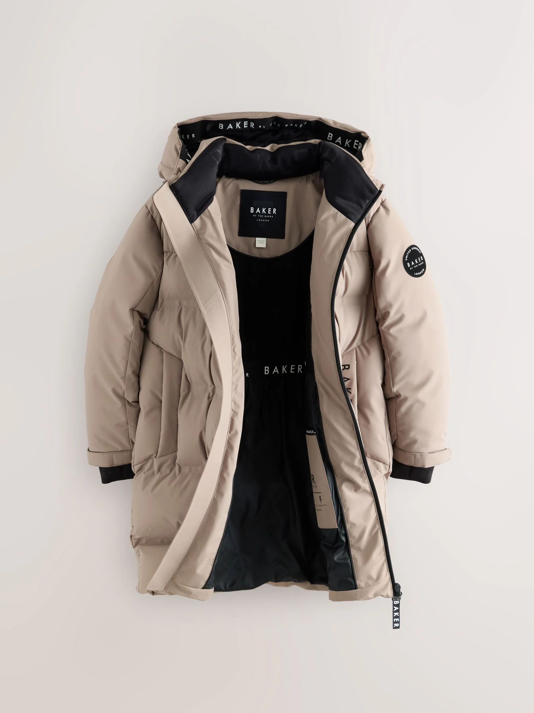 Baker by Ted Baker Baker by Ted Baker regenbestendige lange gewatteerde jas in stone