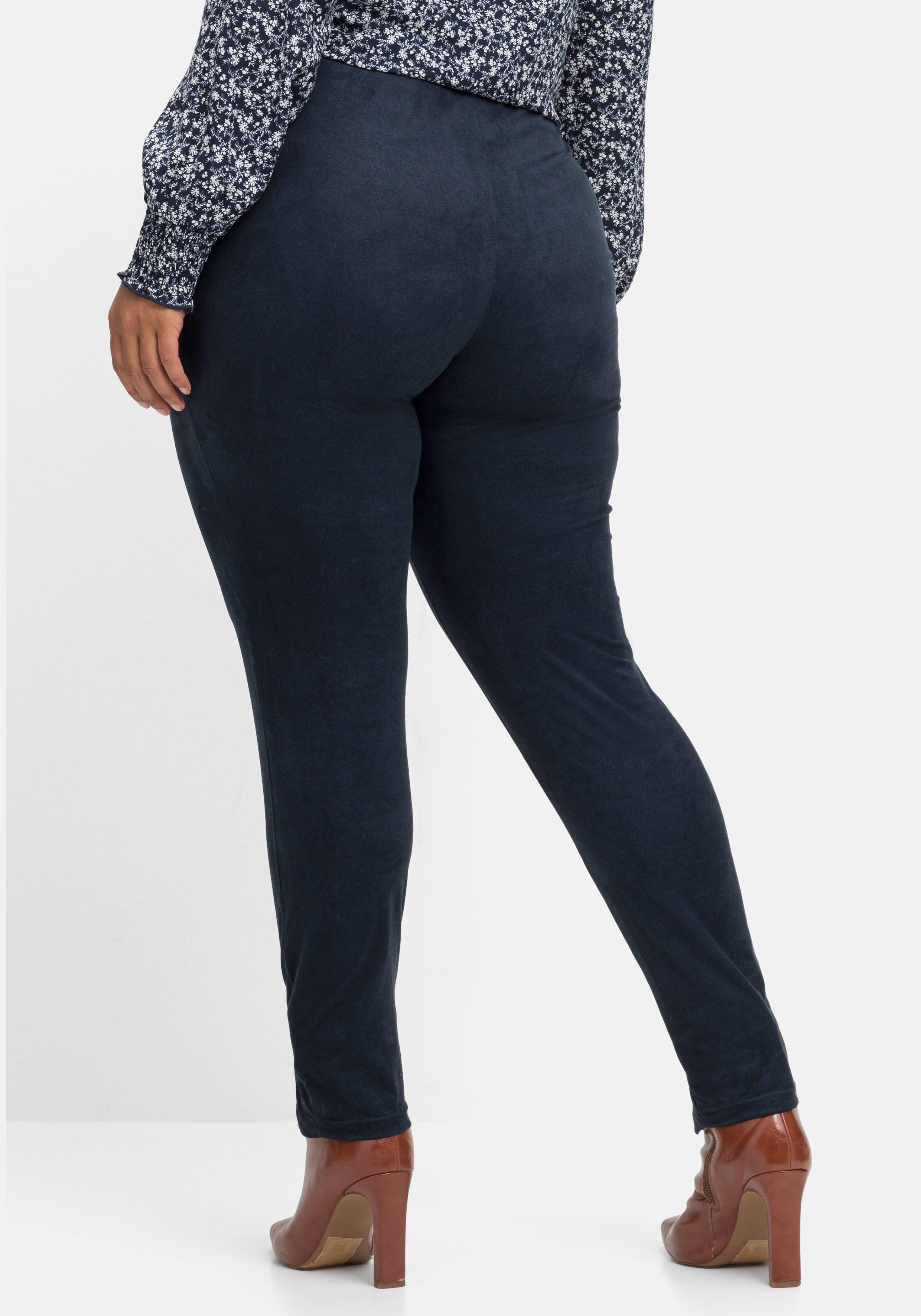 Leggings mit Schlitz am Saum, in Velourslederoptik
