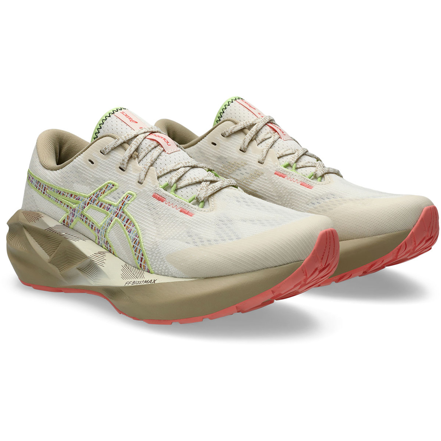 ASICS Novablast 5 TR Dames