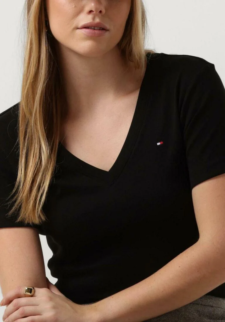 TOMMY HILFIGER zwarte tommy hilfiger t-shirt new slim cody v-neck ss