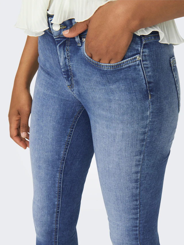 ONLY Skinny-fit-Jeans »ONLBLUSH – Skinny Fit Jeans mit extra engem Schnitt«, Abriebeffekte, modisch, skinny fit, Eingrifftaschen, unifarben