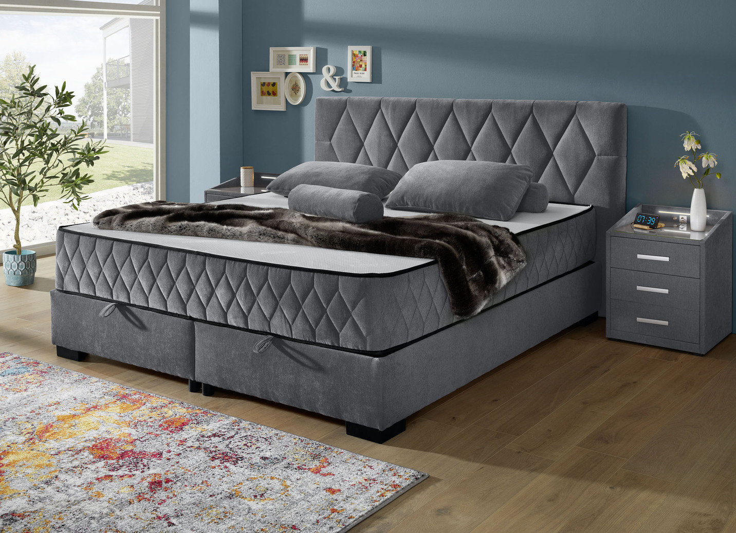 Boxspringbett mit Wendematratze und Bettkasten