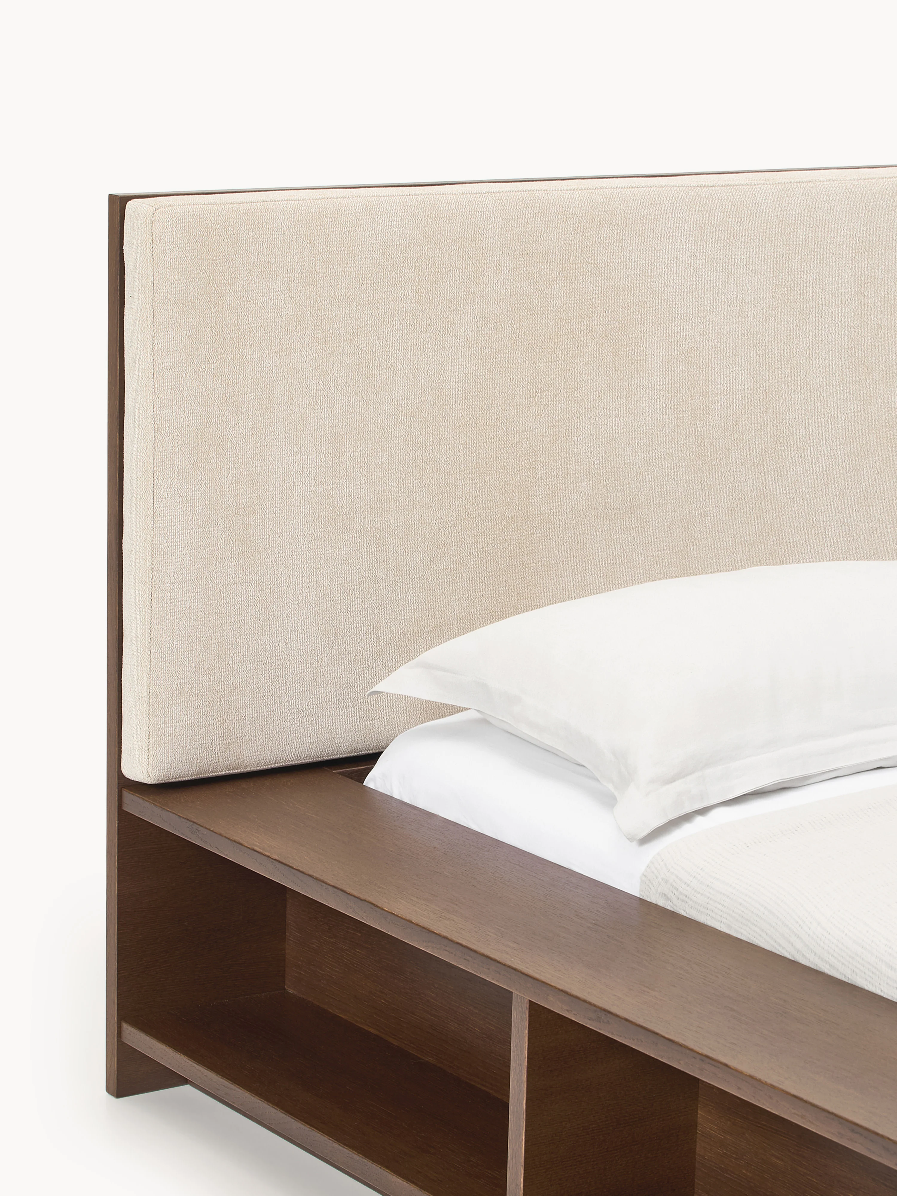 Houten bed Clark met bank en zijplanken