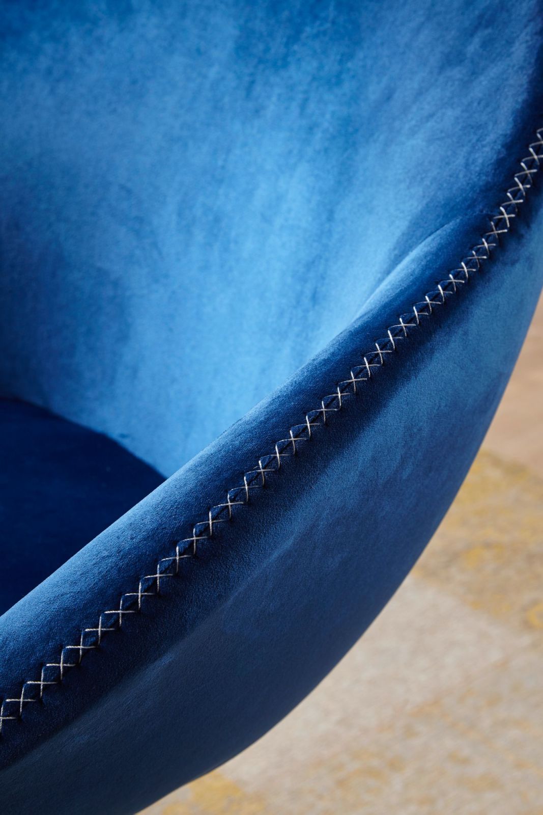 Cocktailsessel - blau-gold - Samt - 79 cm hoch